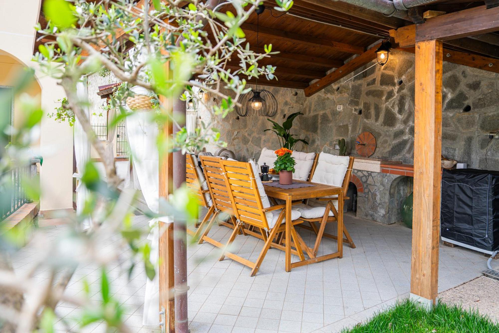 Villa 288 - Villa Lepre, Relax Nel Verde Con Giardino E Terrazza A 10 Minuti Di Auto Dal Mare